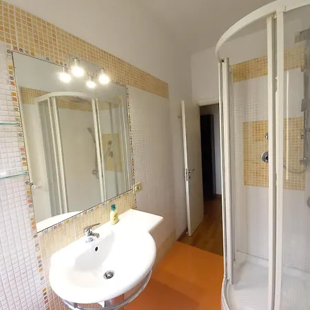 Apartment Center Near Colosseum And Metro A Rome