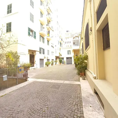 Center Near Colosseum And Metro A Apartment Rome