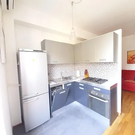 Apartment Center Near Colosseum And Metro A Rome